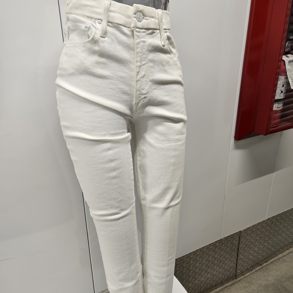 MOTHER  Denim High Waisted Looker Ankle Fray Size 26